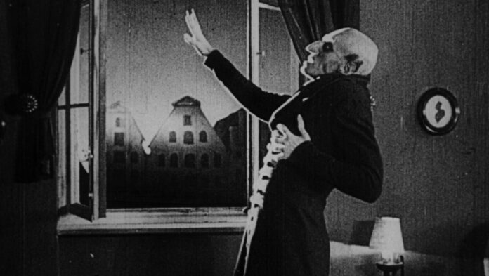 nosferatu-eine-symphonie-des-grauens-dies-death-sunlight-ending-count-orlok-max-schreck-vampire-german-expressionism-dracula-classic-review